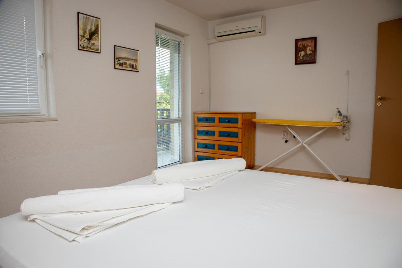 Villa Beni - 4 Bedroom Private House By Flаt Manаger ロゼネッツ エクステリア 写真