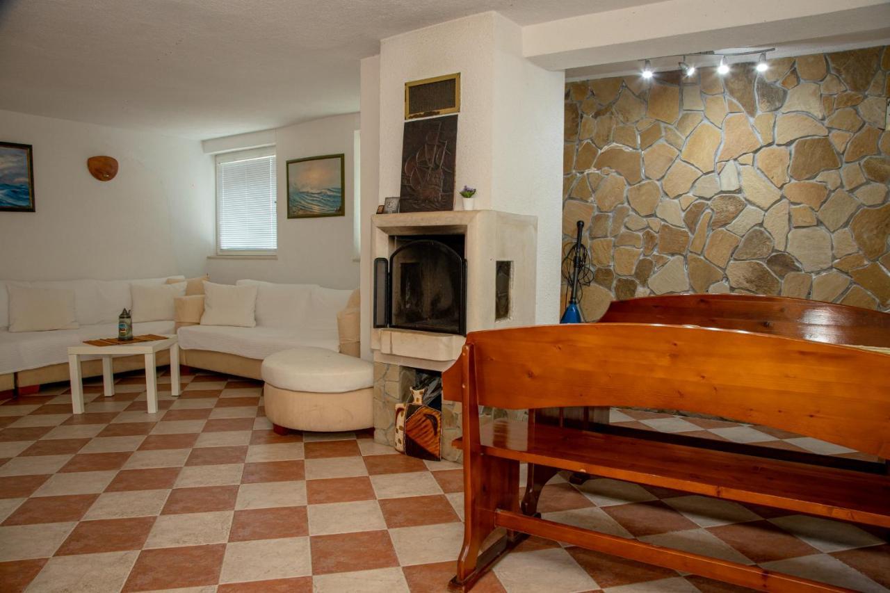 Villa Beni - 4 Bedroom Private House By Flаt Manаger ロゼネッツ エクステリア 写真