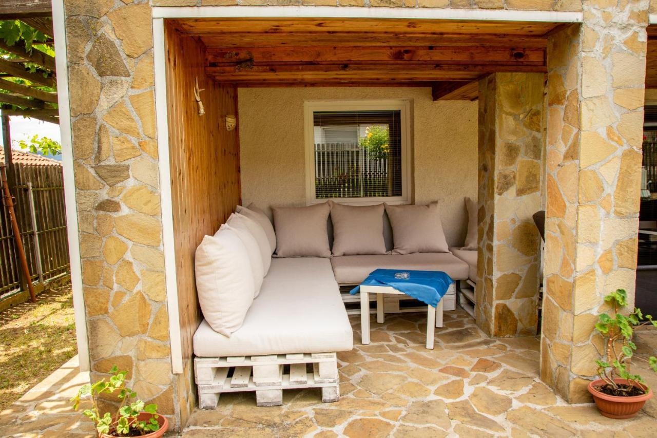 Villa Beni - 4 Bedroom Private House By Flаt Manаger ロゼネッツ エクステリア 写真